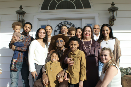 extended family picture on porch dealing with in law issues